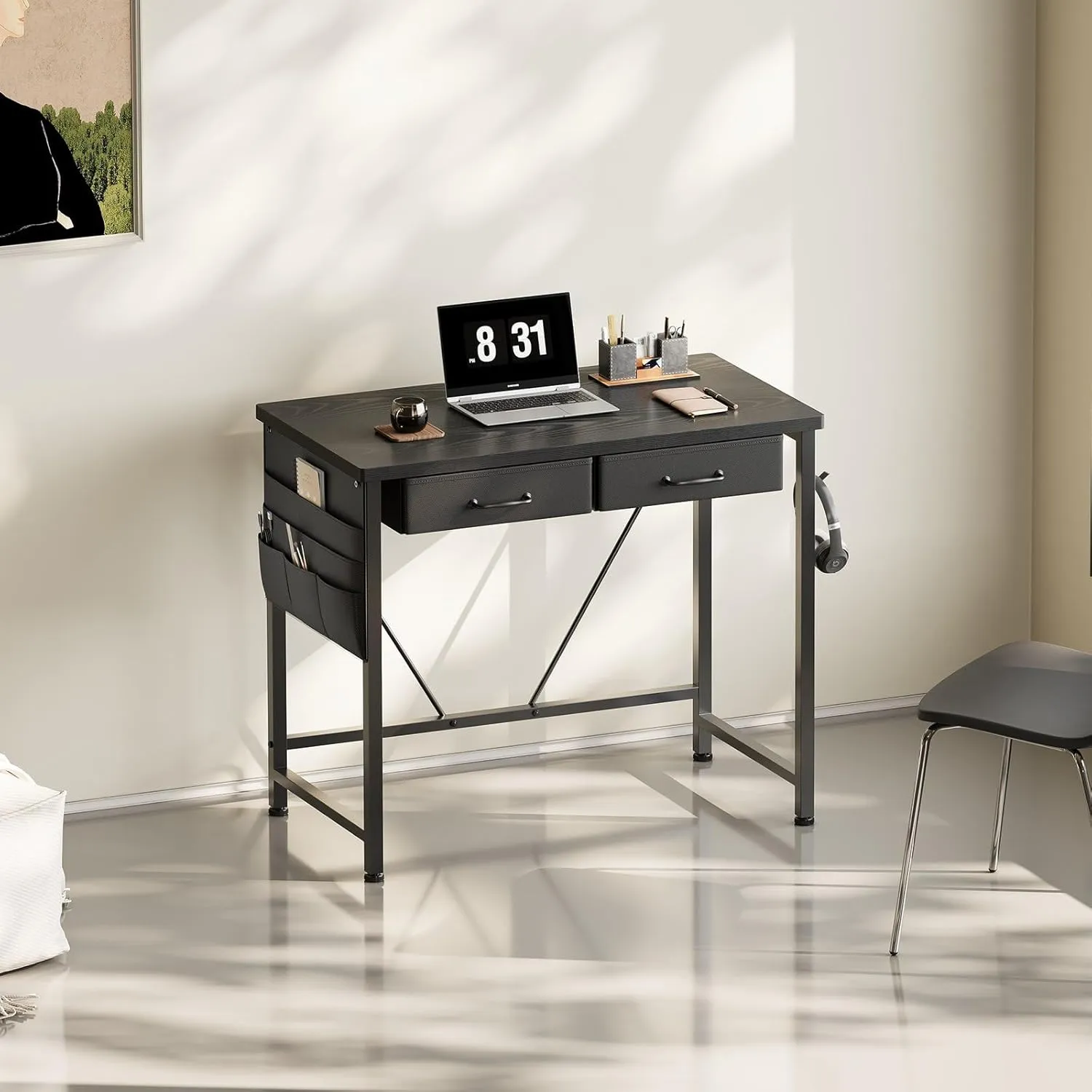 Ｍａｉｈａｉｌ Maihail Small Desk with Drawers, 31.5 inch Small Computer Desk with Drawers, Writing Desk for Small Spaces, Small Office Desk with Metal Frame, Black