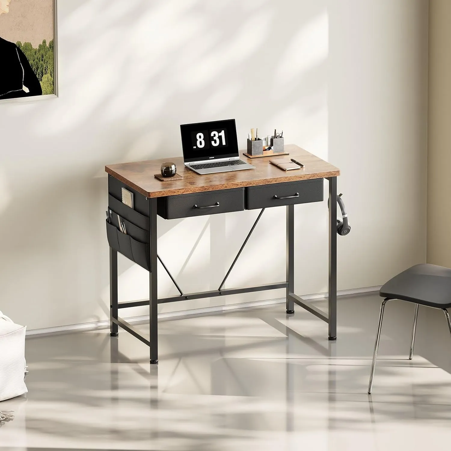 Ｍａｉｈａｉｌ Maihail Small Desk with Drawers, 31.5 inch Small Computer Desk, Writing Desk for Small Spaces, Small Office Desk with Metal Frame, Rustic Brown