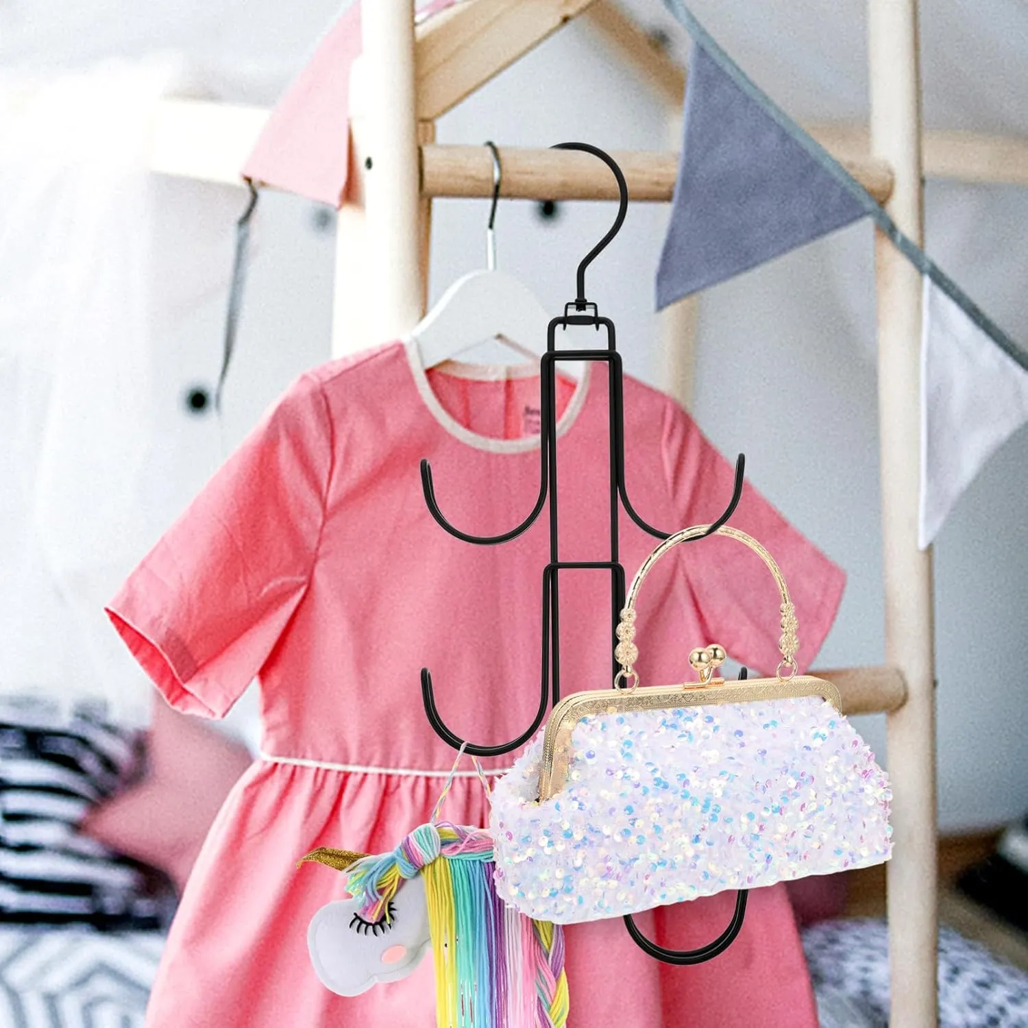 Amosfun Rotating Hook Hanger Handbag Hanger for Closet Wardrobe Hanging Storage Scarf Organizer