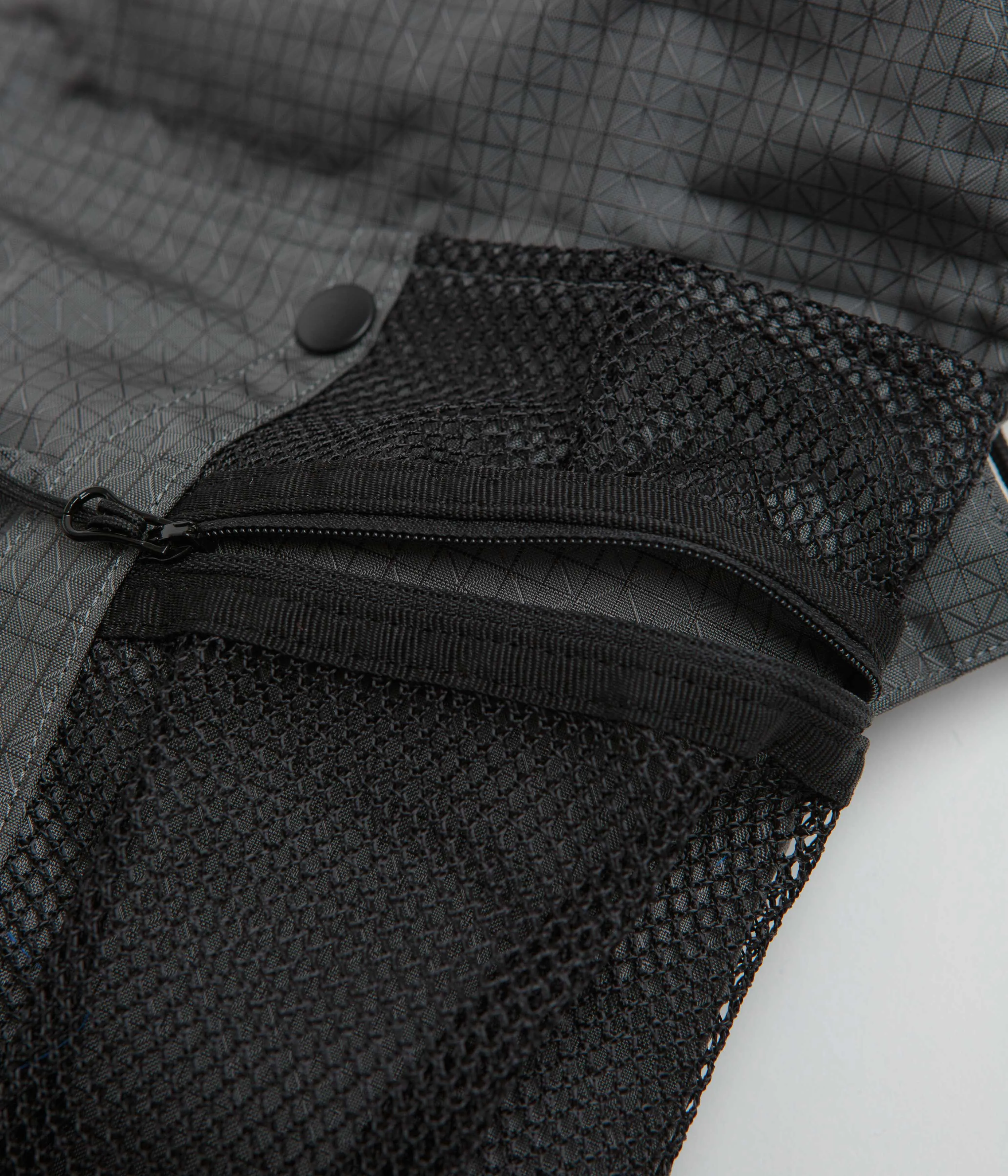 Cayl Seorak 5 B-Grid Mesh Bag - Grey