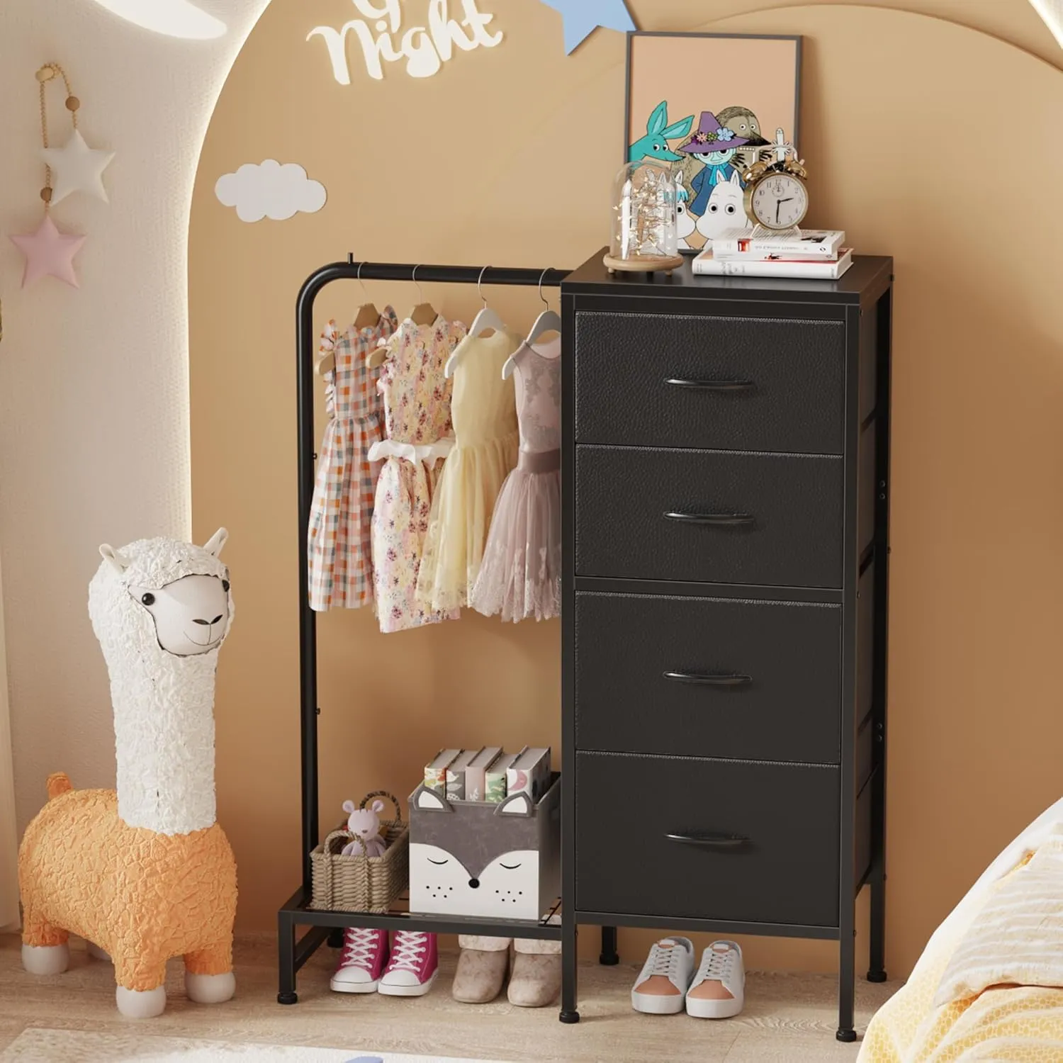 Dresser with Hanging Rack, 4 Drawers Small Dresser for Bedroom, Reversible Fabric Kids Chest of Drawers for Closet with Clothes Rack, Tall Storage Tower, Sturdy Frame, Black, 44''H