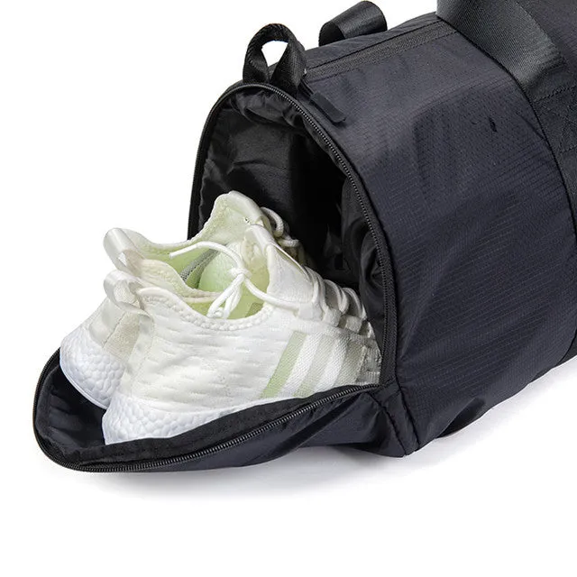 Eston Duffle Bag In Black