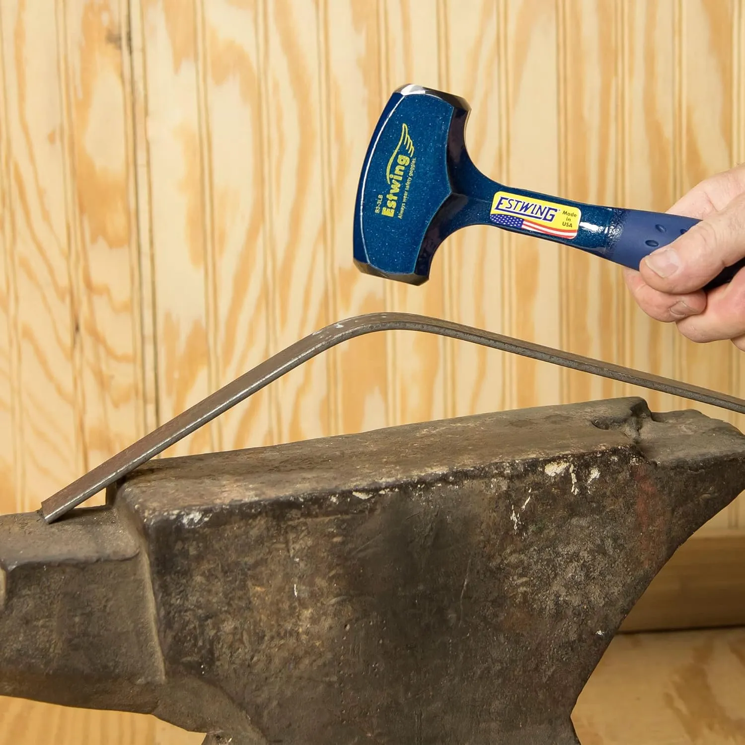 ESTWING Drilling/Crack Hammer - 3-Pound Sledge with Forged Steel Construction & Shock Reduction Grip - B3-3LB