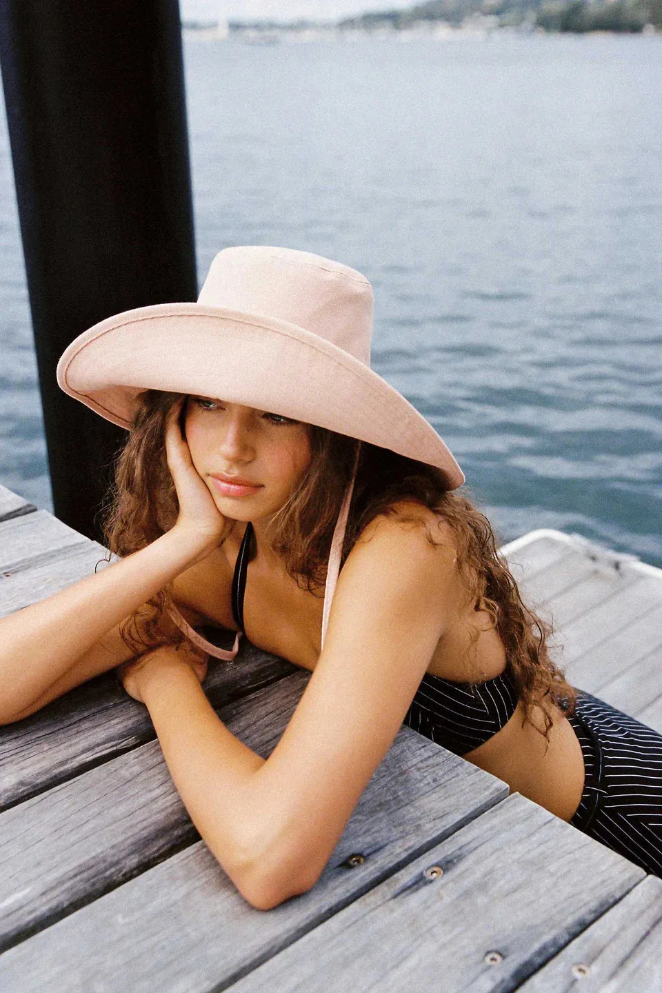Holiday Bucket Hat Dusty Rose