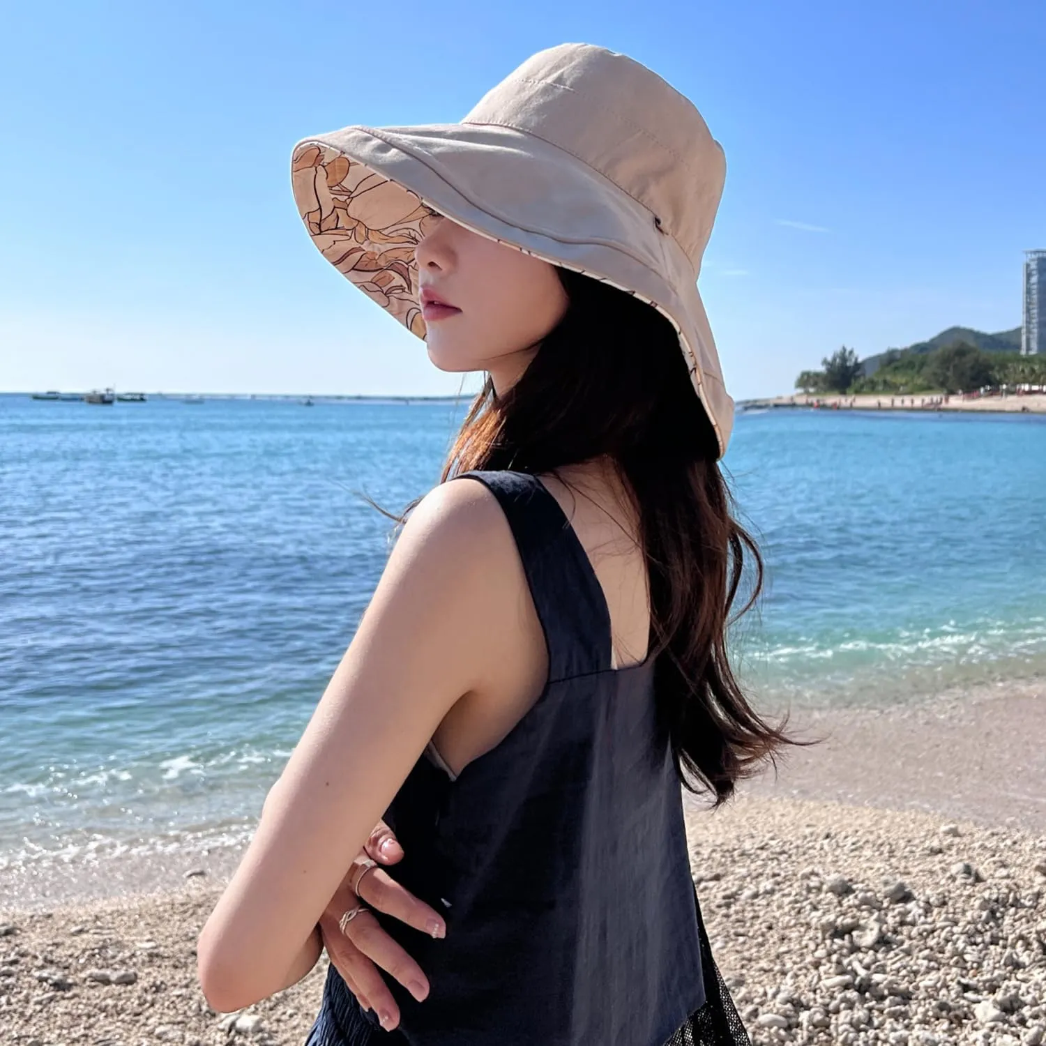 HUAMULAN Women Summer Sun Hat Wide Brim Wired Edge Floral Beach Bucket Hats Reversible Foldable Travel UV Protection Lady Hat