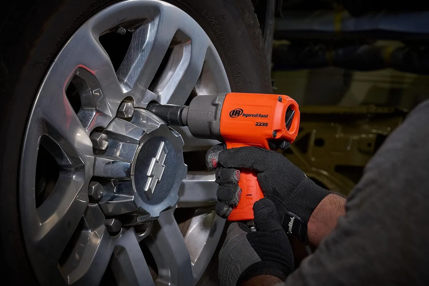 Ingersoll Rand 2235TIMAX-O 1/2" Air Impact Wrench, 1350 ft-lb Torque, Titanium Hammercase, Friction Ring Retainer, Pistol, Orange