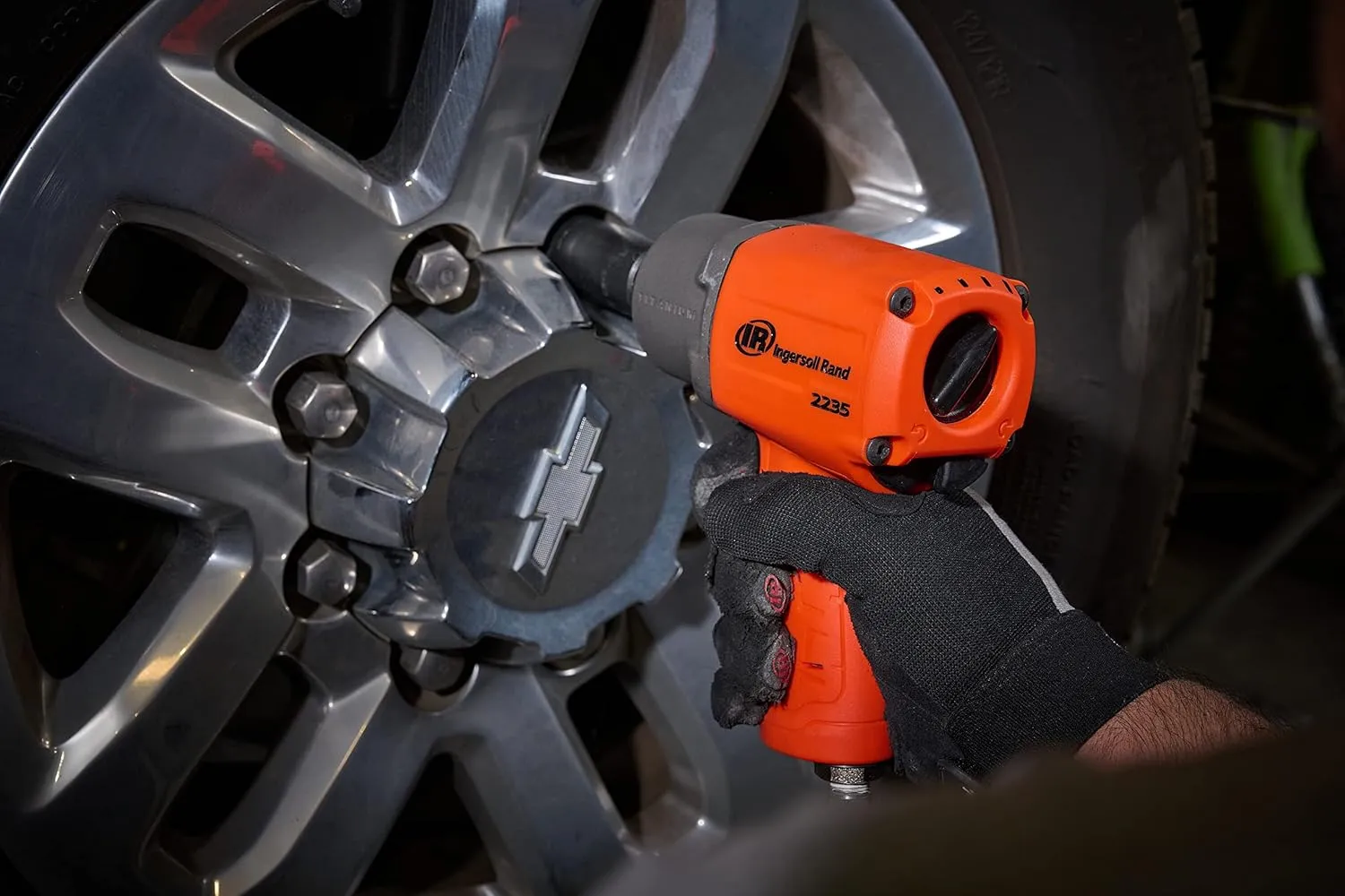 Ingersoll Rand 2235TIMAX-O 1/2" Air Impact Wrench, 1350 ft-lb Torque, Titanium Hammercase, Friction Ring Retainer, Pistol, Orange