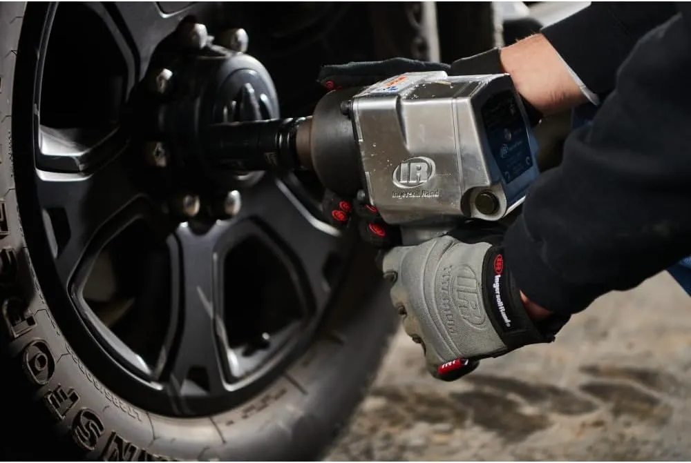 Ingersoll Rand 261 3/4" Air Impact Wrench, 1,100 ft-lbs Max Torque, Super Duty, Pistol Grip