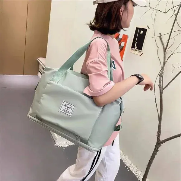 Large Capacity Foldable Storage Bag for Travel and Gym