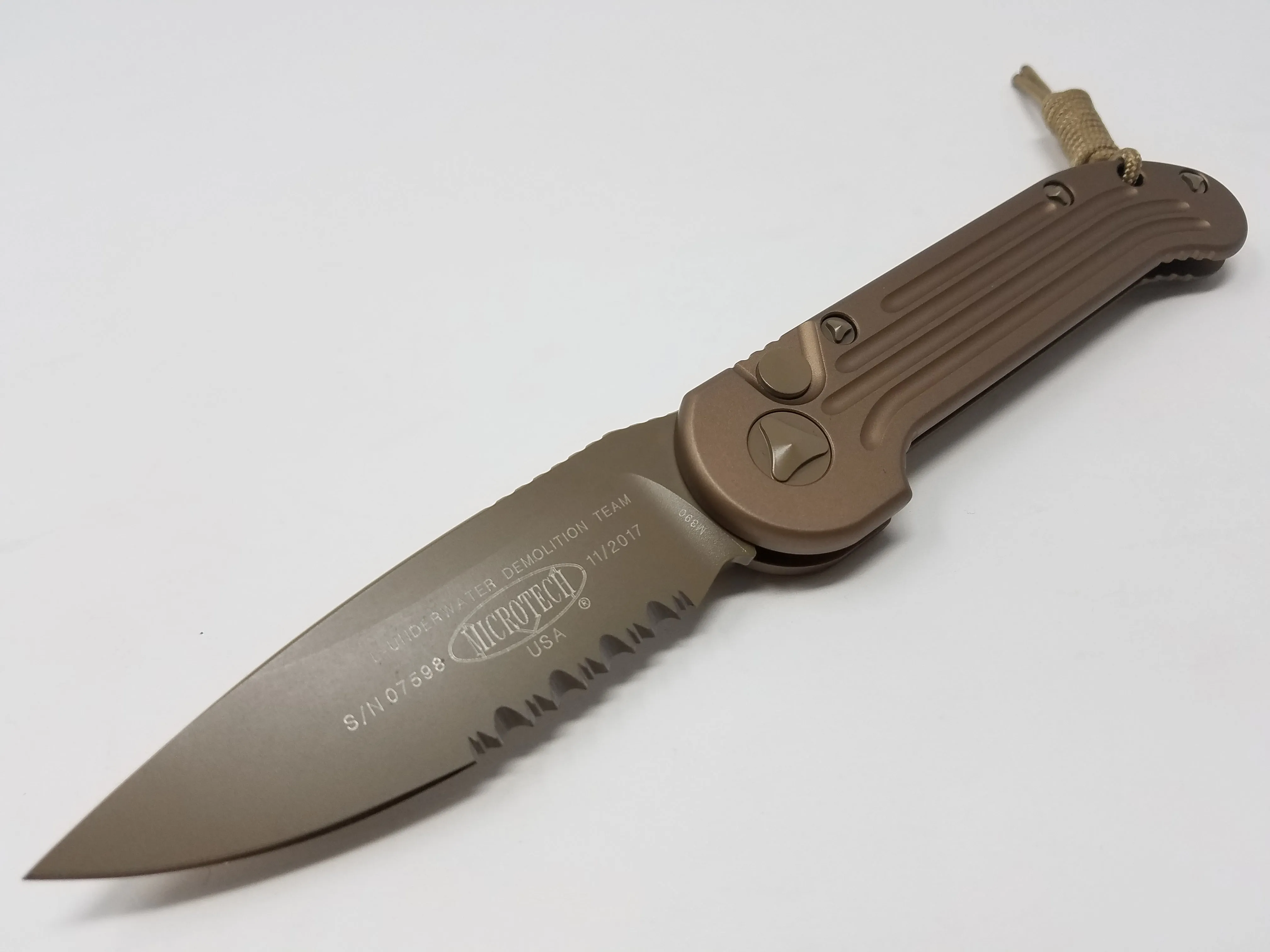 LUDT Tan Part Serrated 135-2TN