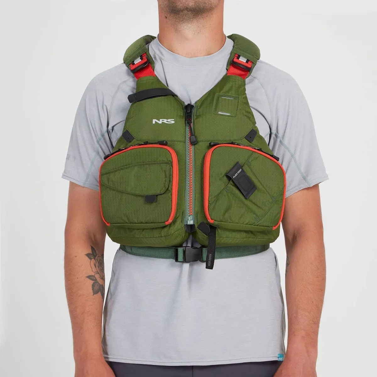 NRS Chinook Fishing Life Jacket for Fishing | Adult USCG Type III PFD | Mesh Back Front Zip Vest with Pockets for Rafting, Kayaking, Paddling