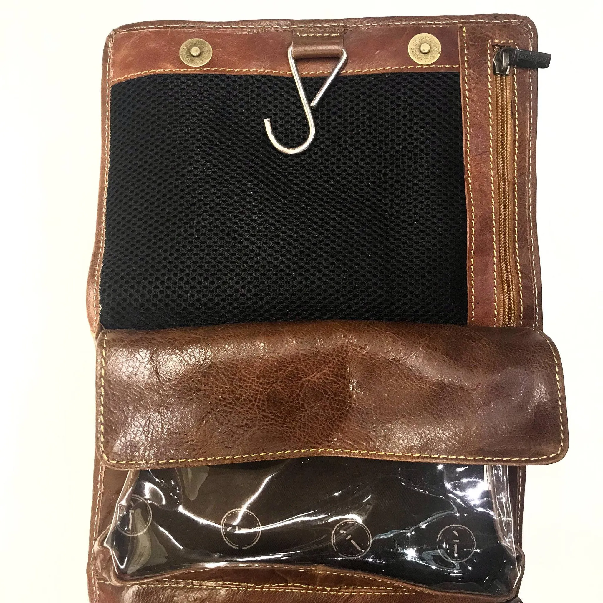 Rockcliff toiletry bag