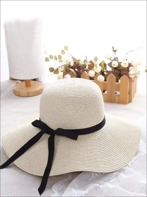 Women's Casual Straw Hat With Black Ribbon